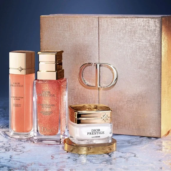 ほぼ未使用⭐︎Dior Prestige BB 01 Dior Prestige Light-in-White Protecteur UV Minéral BB | DIOR NZ